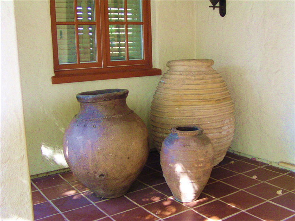 Spanish Pots