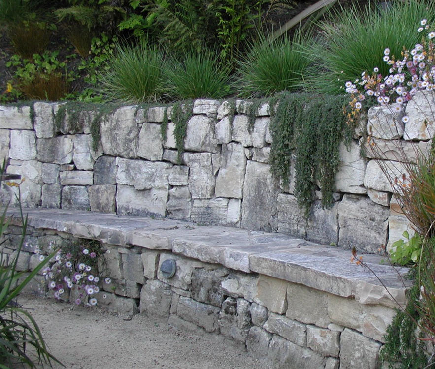 Stunning Granite Seat and Walls