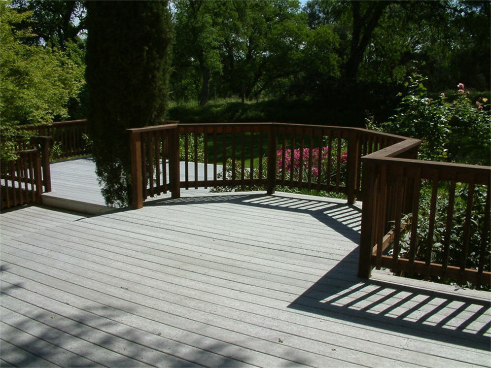 Deck Railing