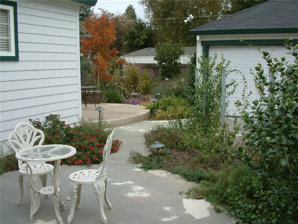 Side Patio Area in Fall